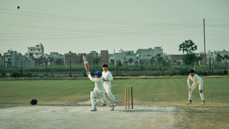 Experience the Thrill of Fantasy Cricket with Lennon Active!